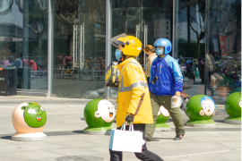 互联网巨头激战本地生活，商家叫苦连天：推广费停不下来，营业额却腰斩